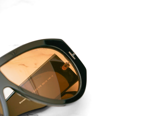 Tom Ford FT1044/S 01E Bronson